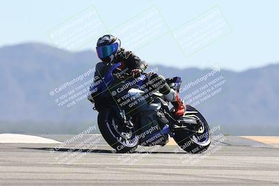 media/Oct-13-2025-Moto Forza (Mon) [[a66d839500]]/4-C Group/Session 4 (Turn 9)/